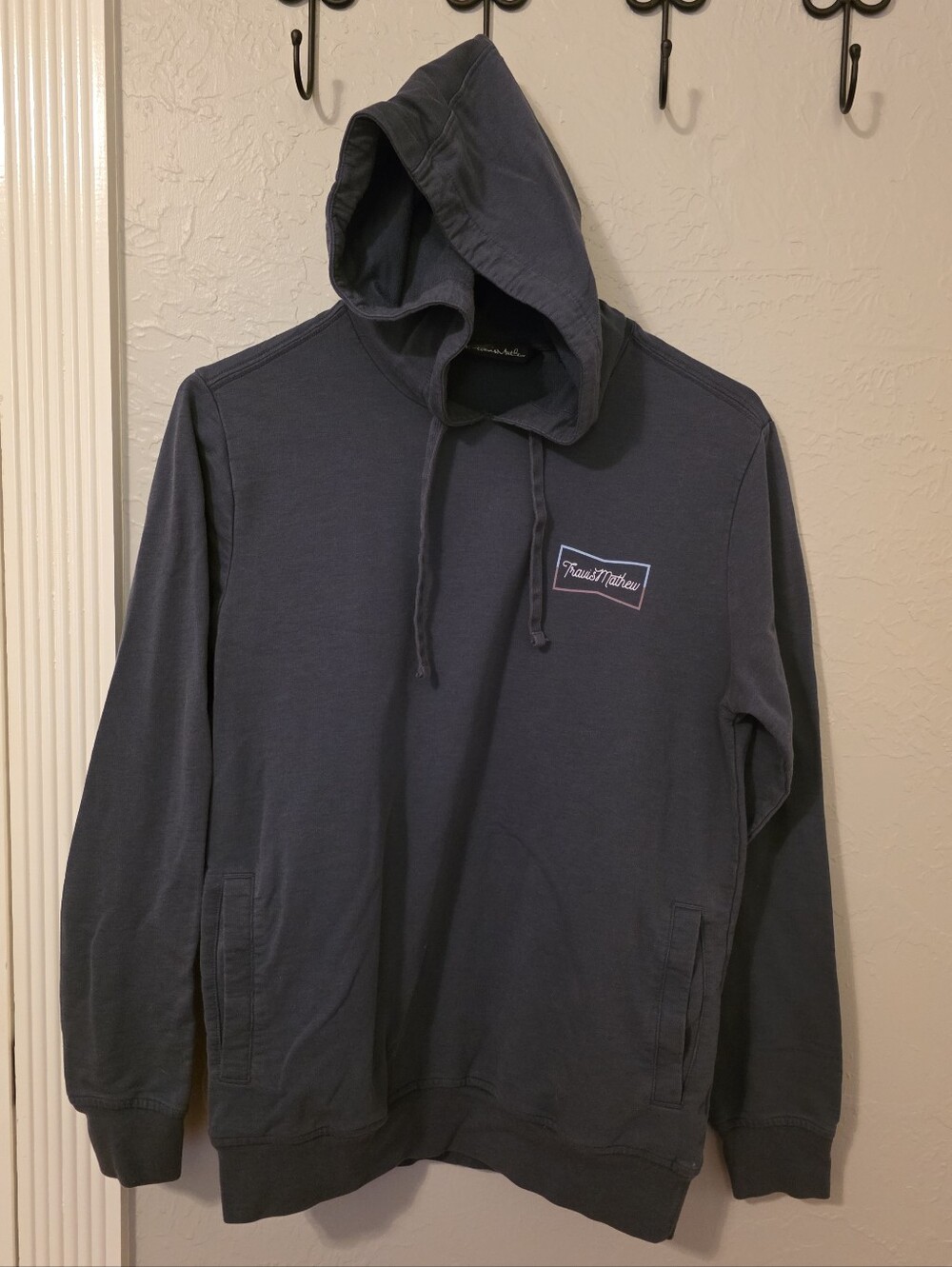 Travis Mathew Lightweight Hoodie, Size Small